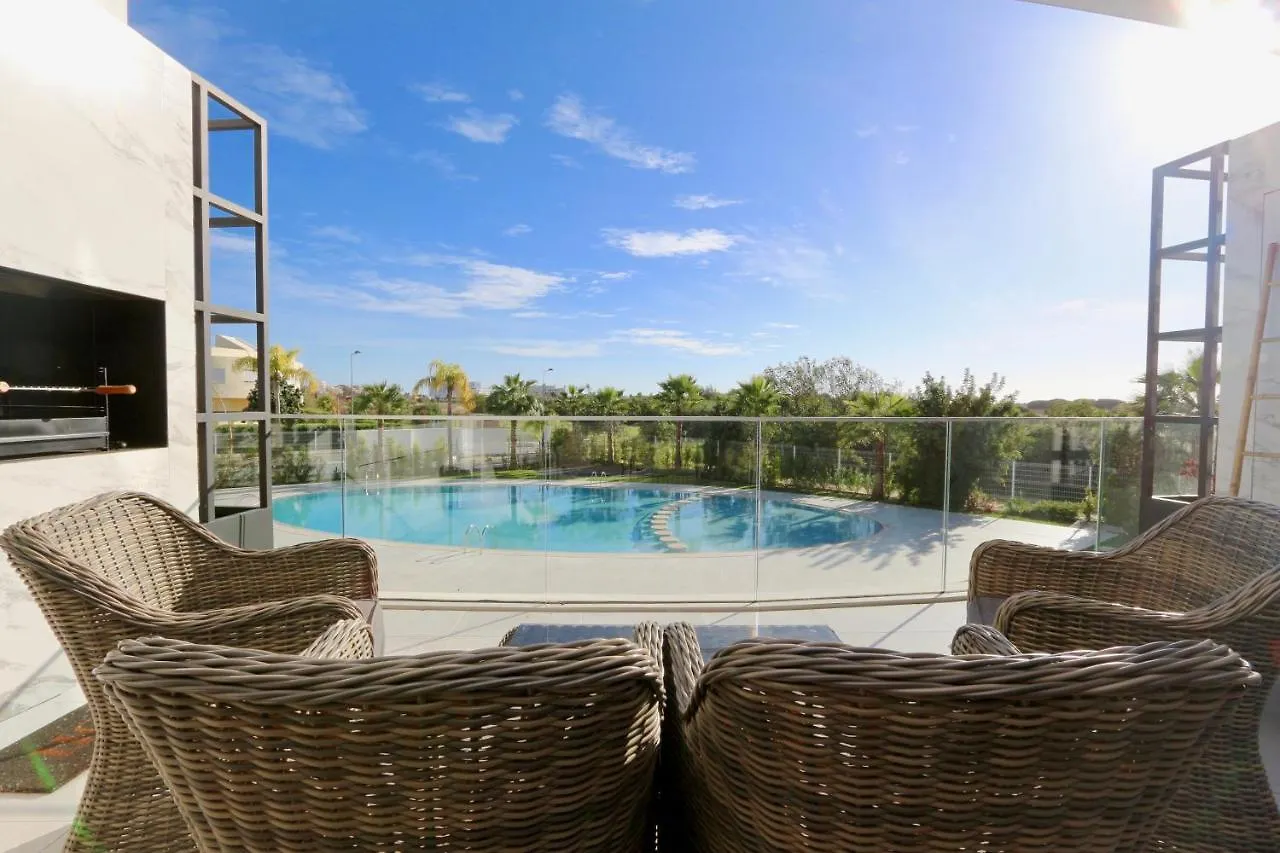 Lake 24: Luxury Marina Apartment Near Falesia Beach Vilamoura Portugal
