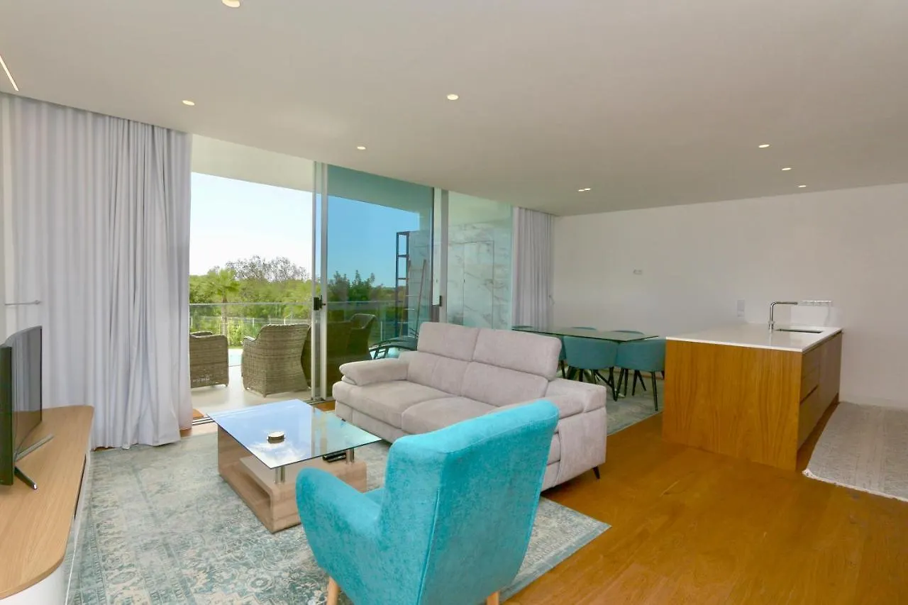 Lake 24: Luxury Marina Apartment Near Falesia Beach Vilamoura 0*,