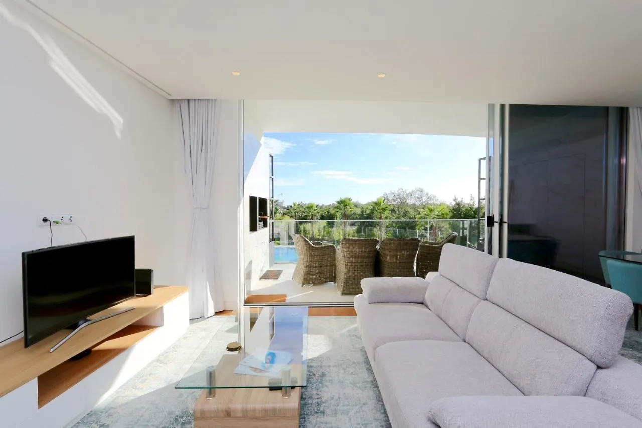 Lake 24: Luxury Marina Apartment Near Falesia Beach Vilamoura Portugal