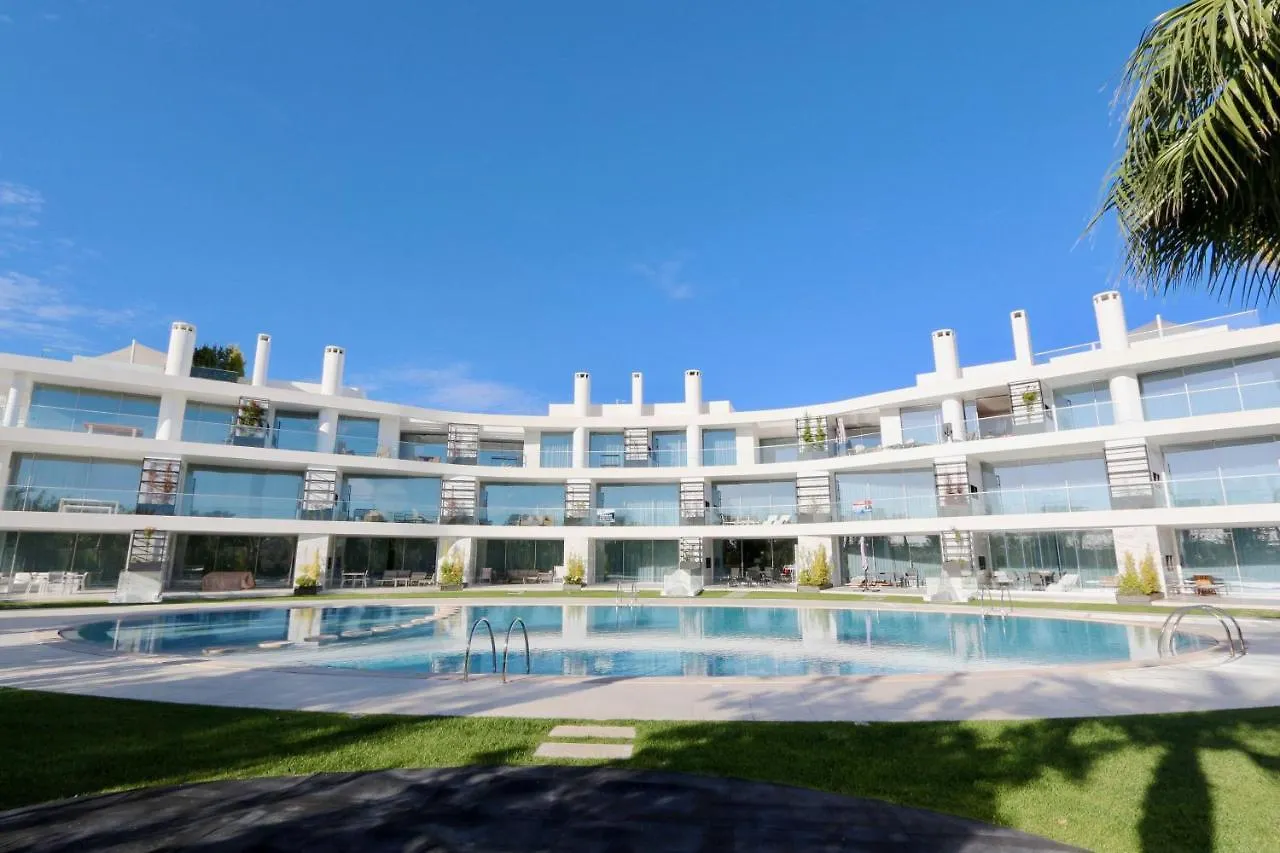 Lake 24: Luxury Marina Apartment Near Falesia Beach Vilamoura Portugal