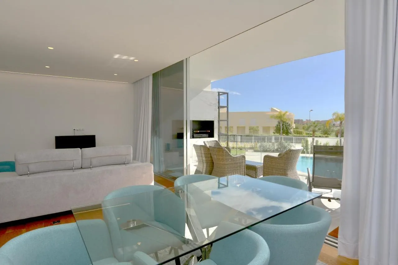 Lake 24: Luxury Marina Apartment Near Falesia Beach Vilamoura