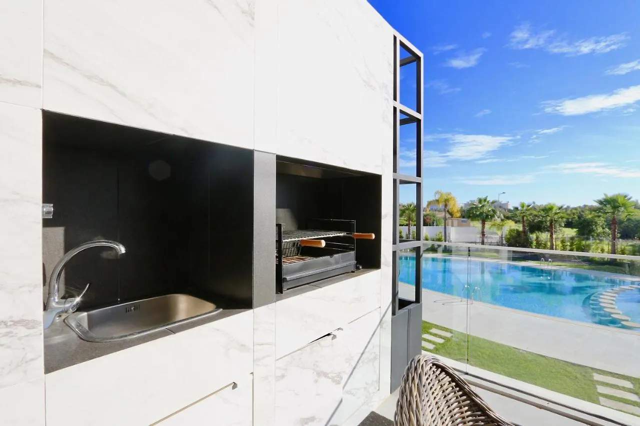 Lake 24: Luxury Marina Apartment Near Falesia Beach Vilamoura